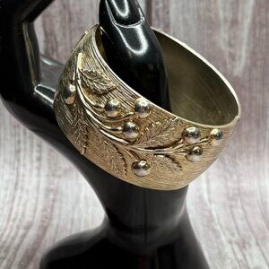 Vintage Whiting & Davis Leaf & Berry Gold Tone Hinged Wide Bangle Bracelet 1.5"